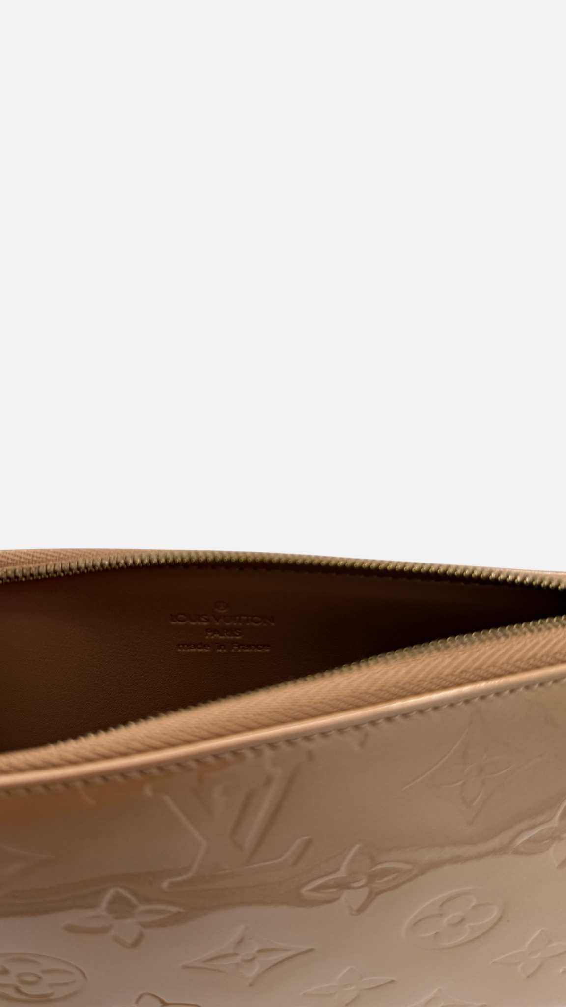 LOUIS VUITTON VERNIS POCHETTE