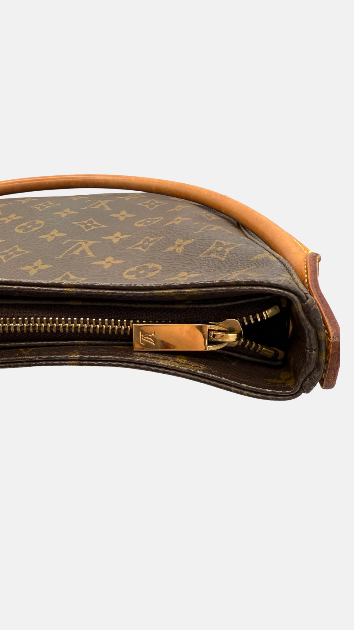 LOUIS VUITTON LOOPING GM